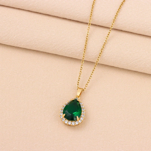 Elegante Tropfenkette