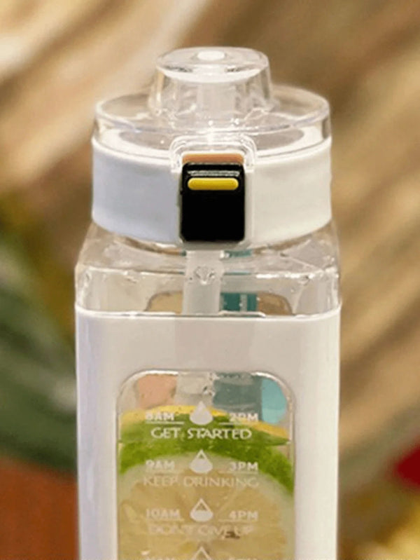 Sportliche Wasserflasche für unterwegs MySalvora